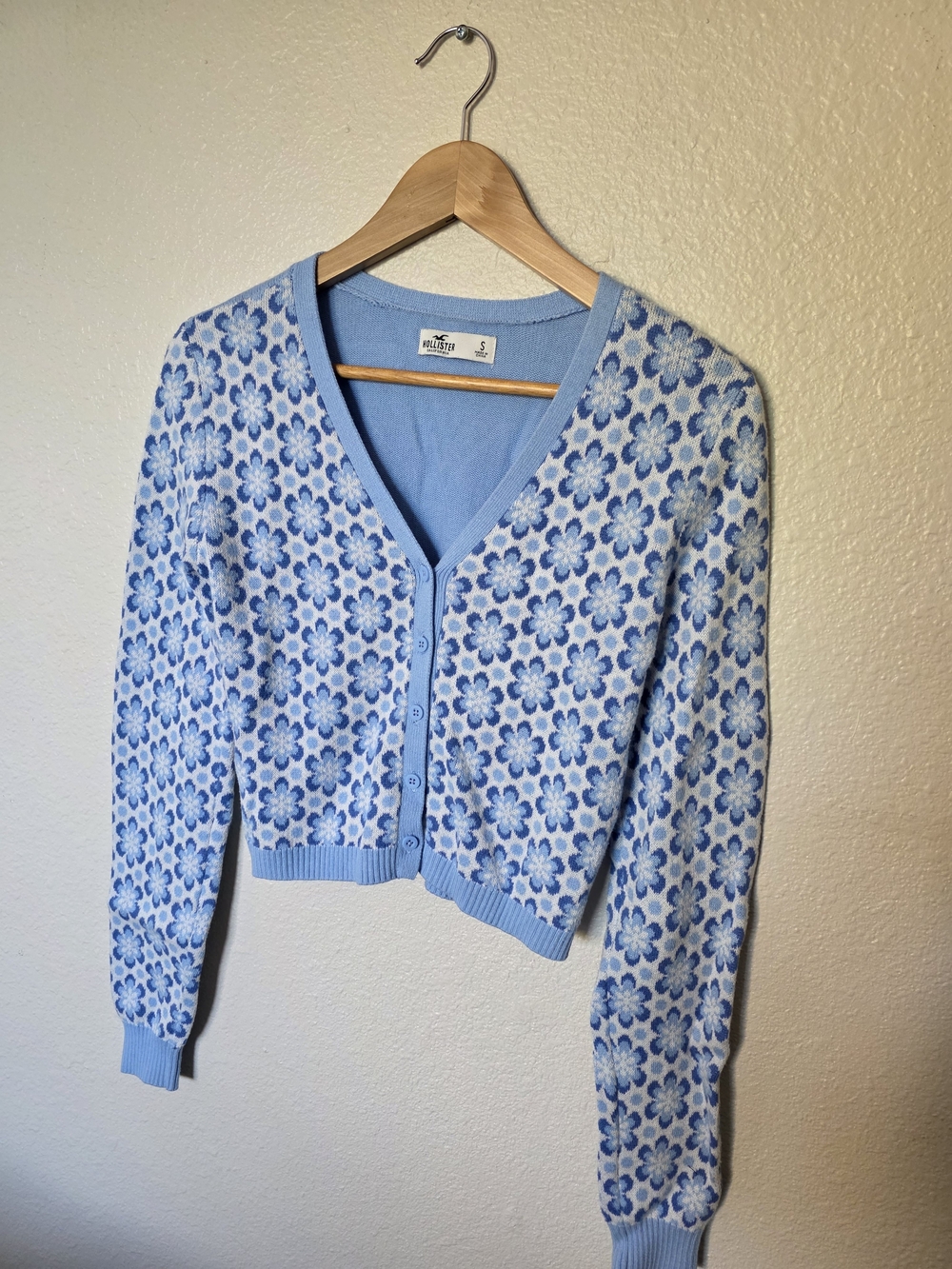 *Y2K* Hollister Blue Floral Cropped Cardigan